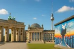 Fotorealistische Collage der Berliner Sehenswürdigkeiten mit Brandenburger Tor, Reichstagsgebäude mit Glaskuppel, Fernsehturm am Alexanderplatz und farbenfrohem Mauerbild der East Side Gallery unter blauem Himmel.